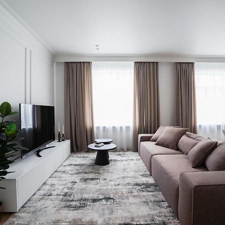 Cozy Apartment In The Quiet Center Of Riga Luaran gambar
