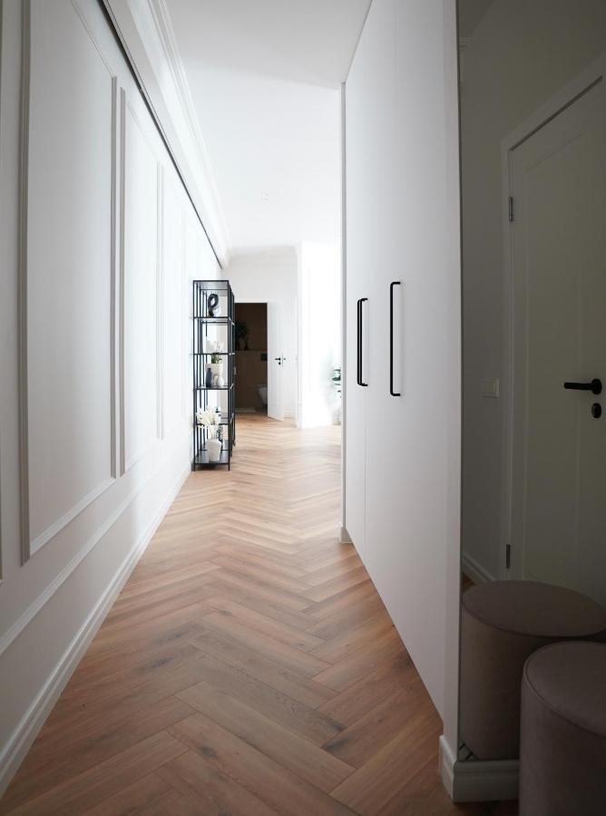 Cozy Apartment In The Quiet Center Of Riga Luaran gambar