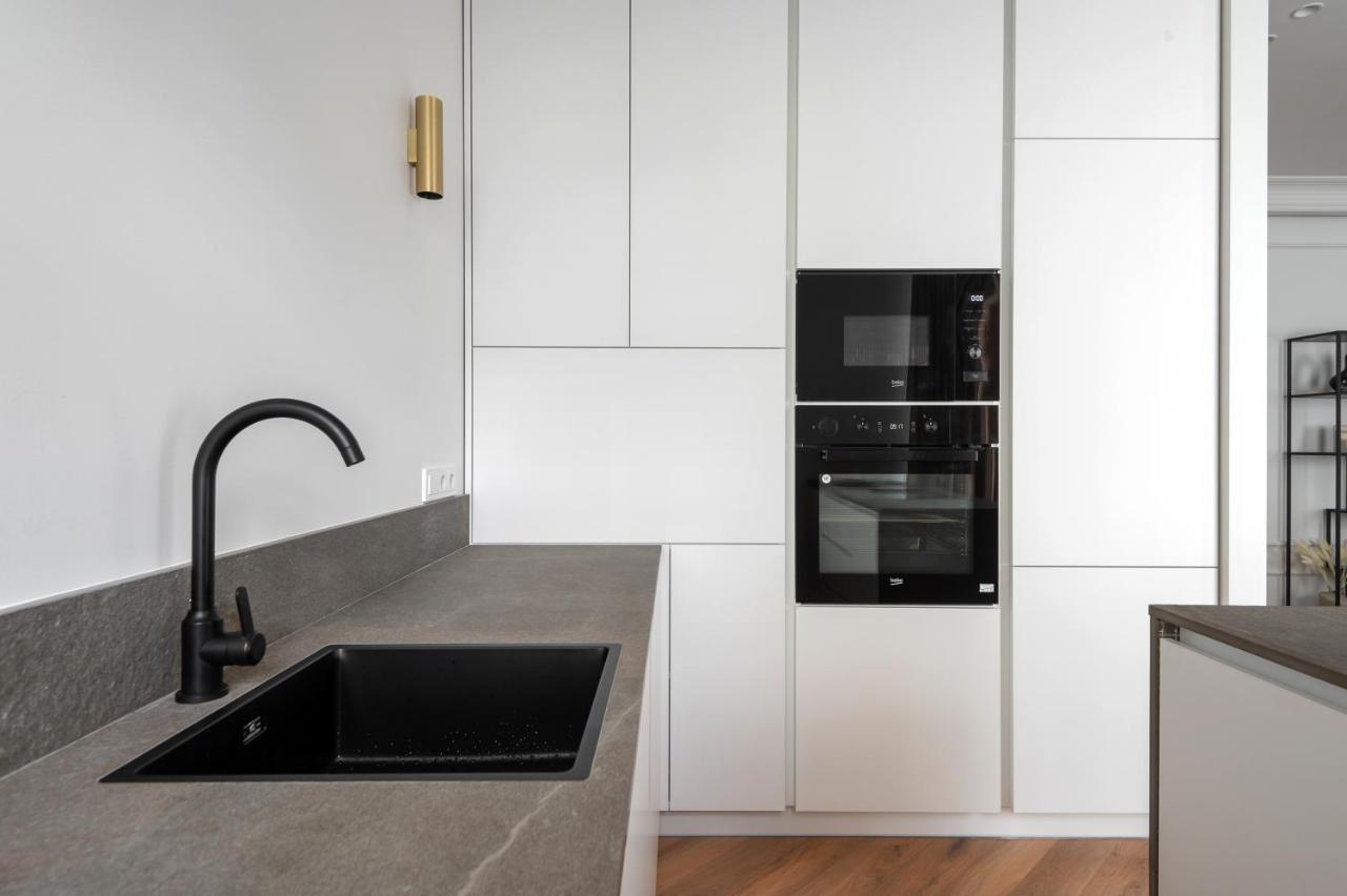 Cozy Apartment In The Quiet Center Of Riga Luaran gambar